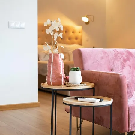 Premium Downtown Apartment *