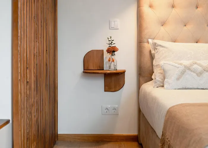 Premium Downtown Apartment *